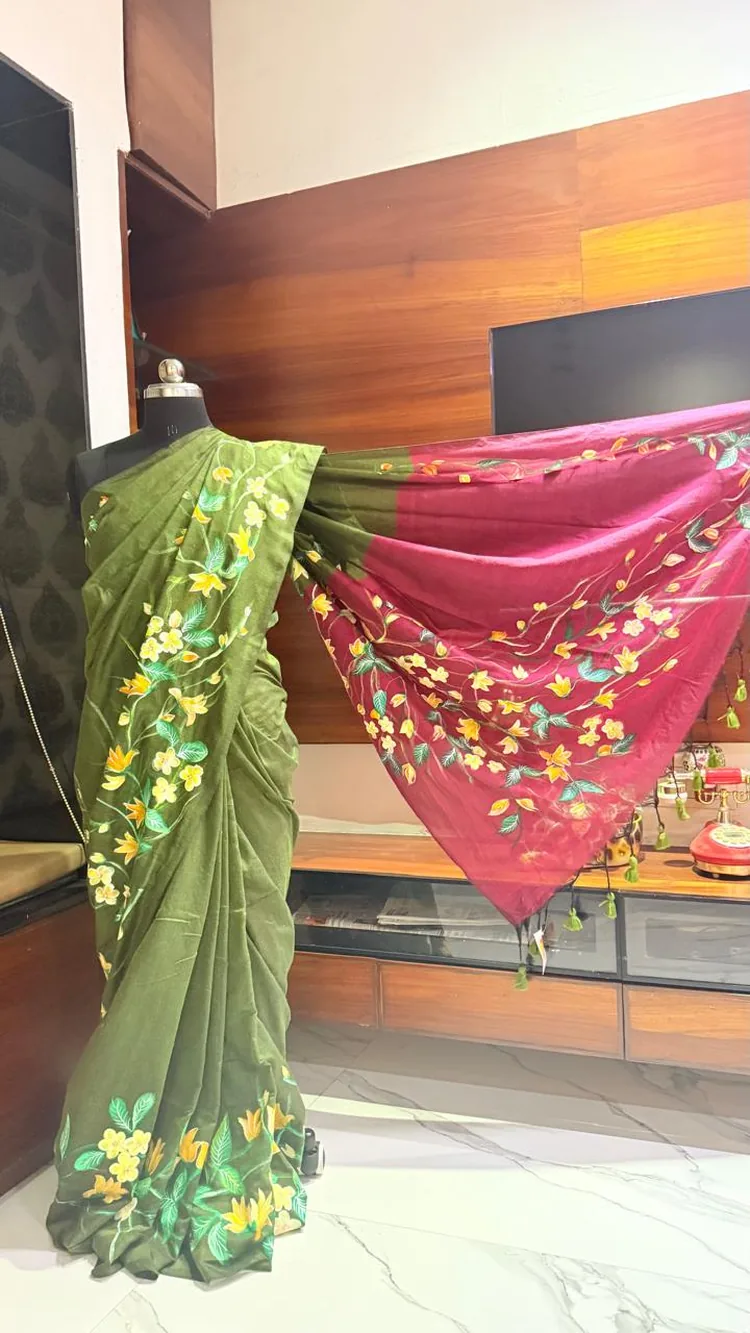Olive Green Mul Cotton Saree